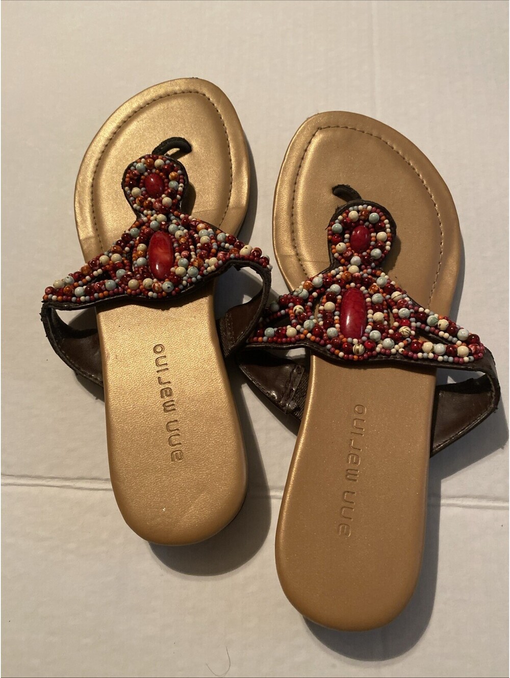 Ladies Ann Marino Beaded Stone Summer Thong Sandals Size 6 Medium